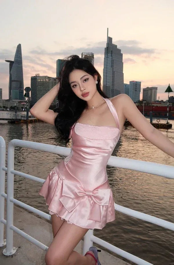 Lovely A-line Halter Bow Lace Satin Pink Short Homecoming Dress Custom