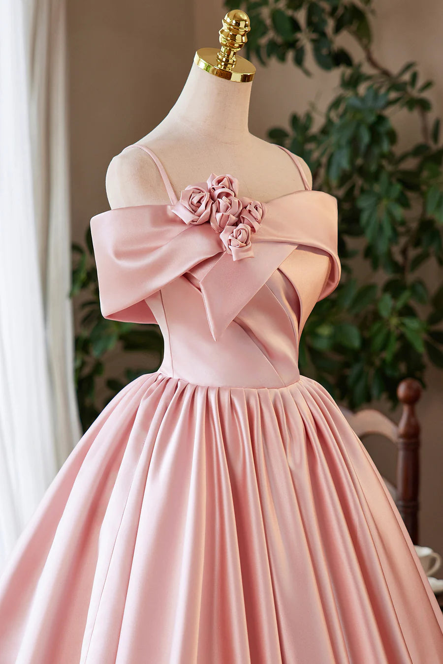 Lovely Pink Satin Spaghetti Straps Short Prom Dress A-Line Off the Shoulder Homecoming Party Dress