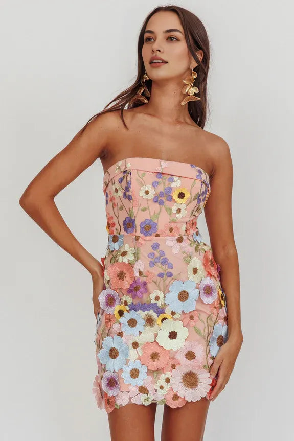 Lovely Strapless Floral 3D Lace Embellished Pale Pink Mini Homecoming Dress