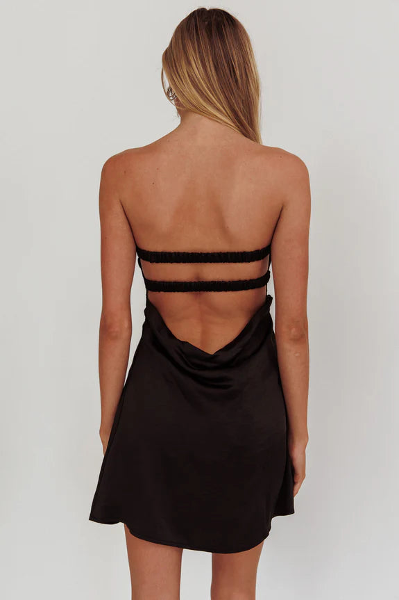 Lovely Strapless Sleeveless Bow Bust Black Mini Homecoming Dress