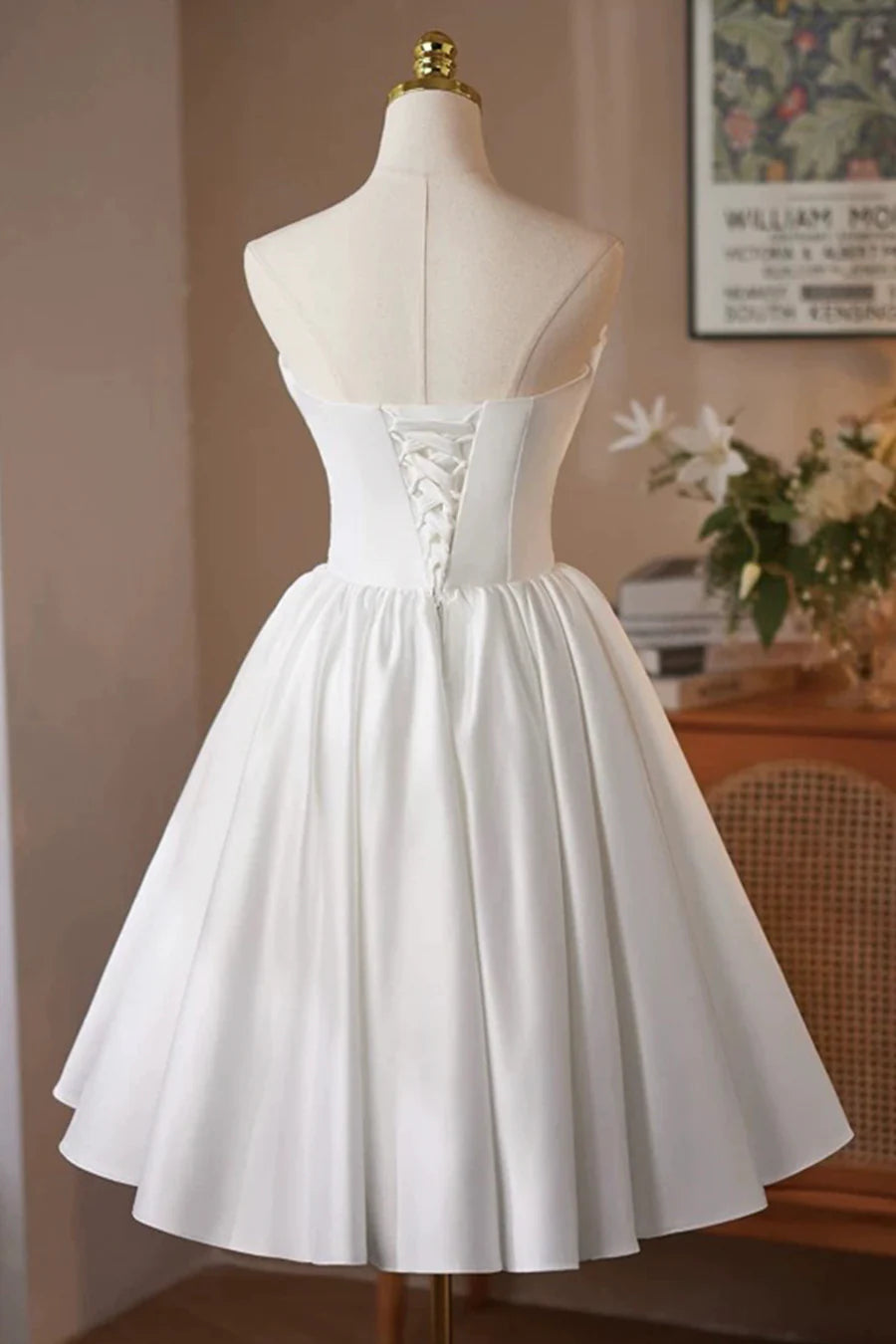 Lovely White Satin Pleated Strapless Short Prom Dress A-Line Party Dress With Corset