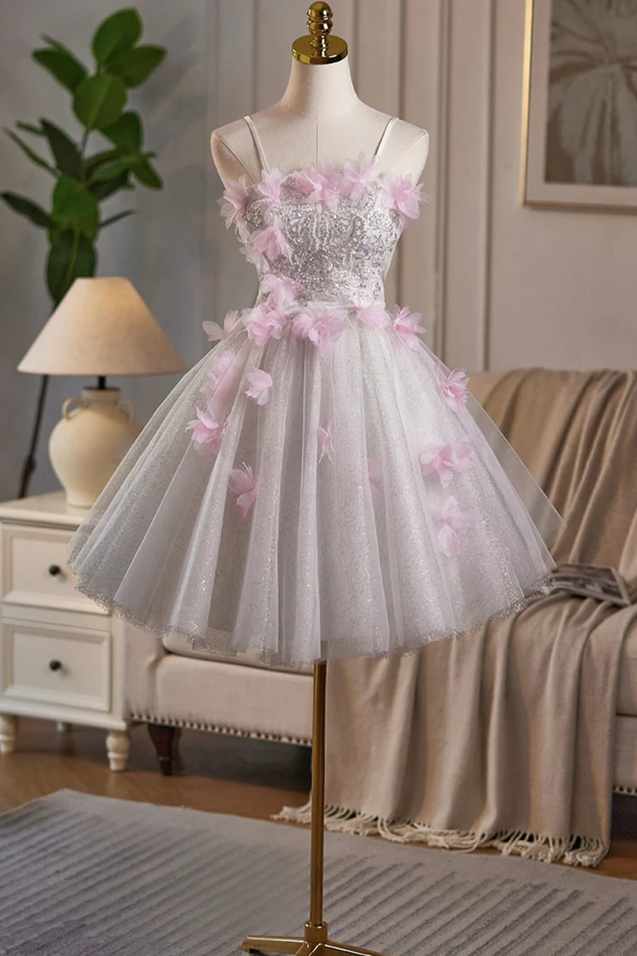 Lovely White Tulle And Pink Flowers Beaded Short Prom Dress A-Line Homecoming Party Dress