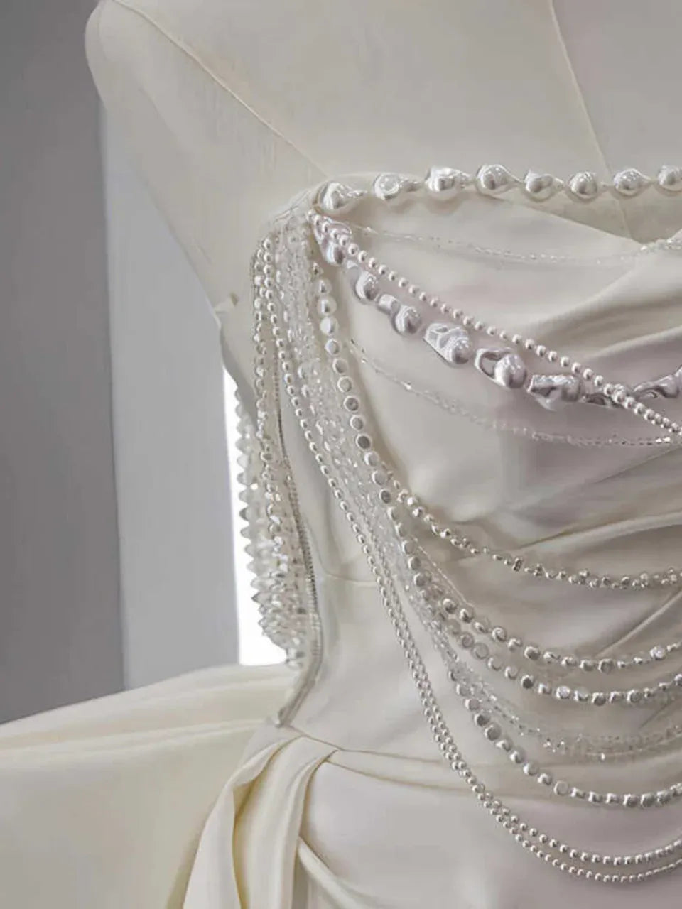 Luxury Mermaid Strapless Sleeveless Beaded Ivory Floor-Length Prom Dress For Women Ready To Ship