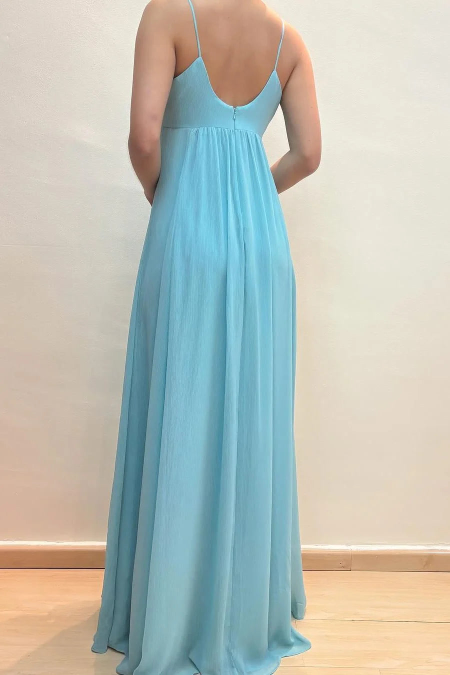 Maxi Dress Spaghetti Straps A-Line V-Neck Appliques Pleated Chiffon Prom Dress