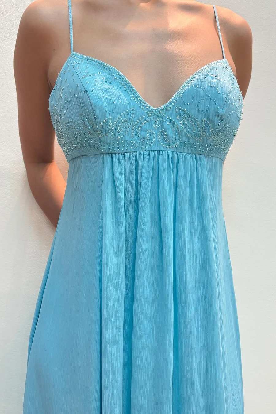 Maxi Dress Spaghetti Straps A-Line V-Neck Appliques Pleated Chiffon Prom Dress
