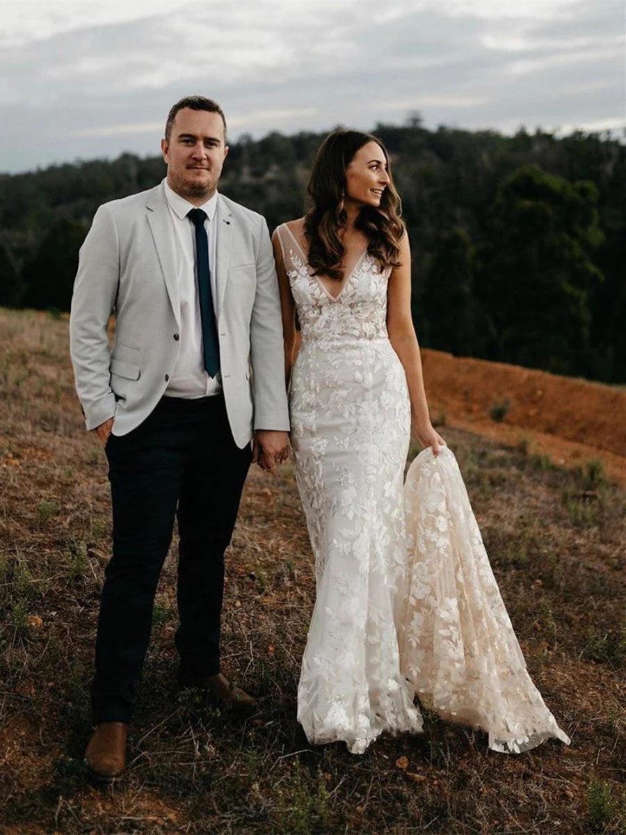 Mermaid Boho Floral Lace Appliques V Neck Sleeveless Wedding Dresses With Chapel Train