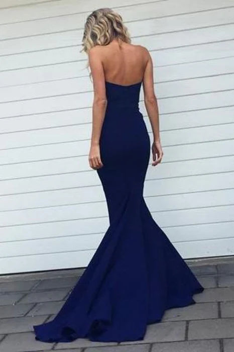 Mermaid Elegant Navy Blue Sweetheart Strapless Pleated Bridesmaid Dress With Train