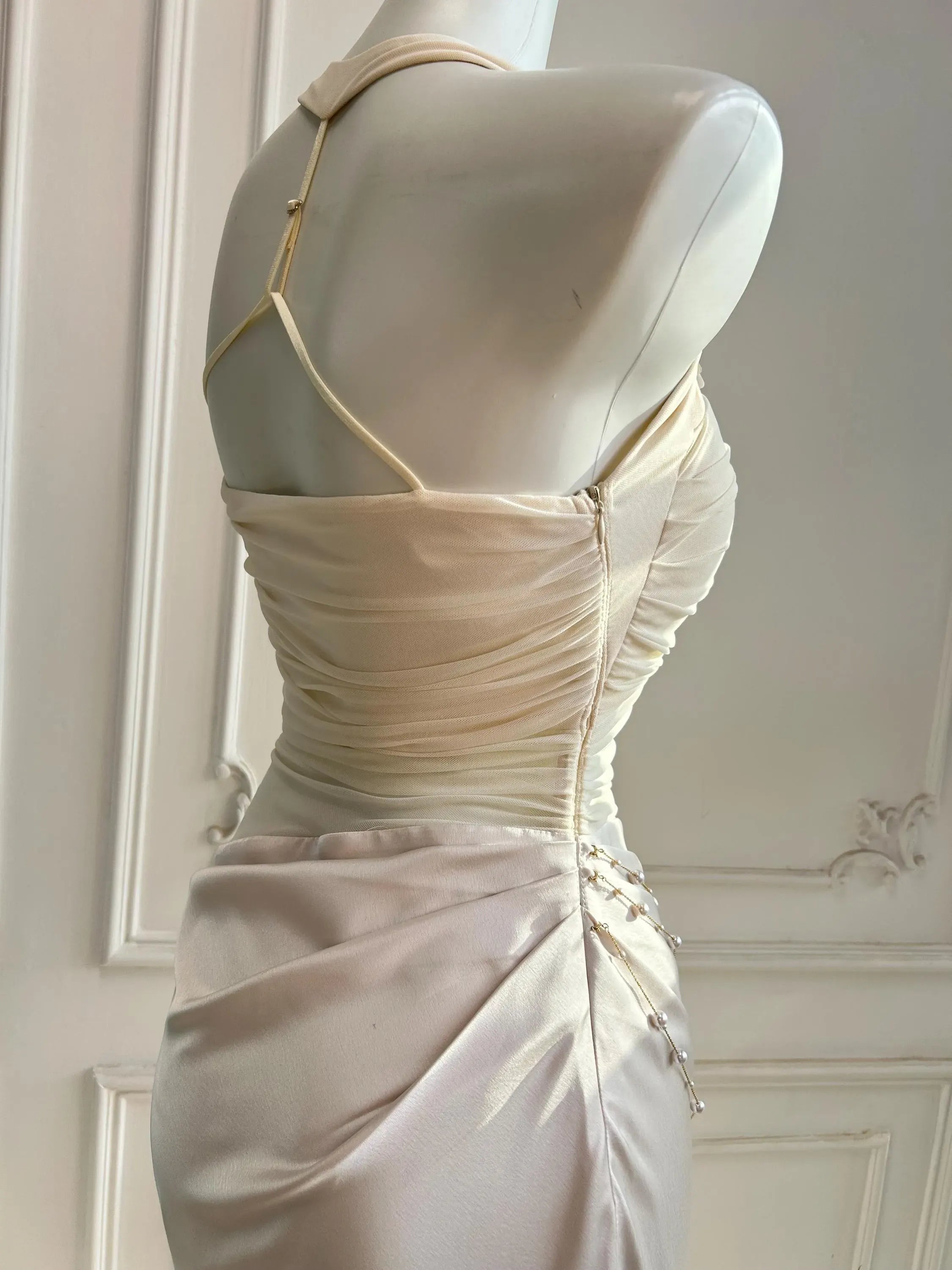 Mermaid Halter Neck Beaded Ruched Chiffon Ivory Floor-Length Prom Dress