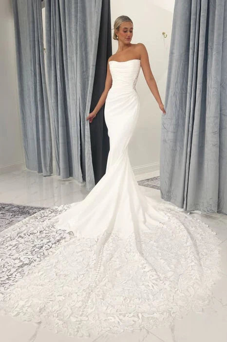 Mermaid Lace Appliques Strapless Sweetheart Neck Long Wedding Dress With Overlength Train