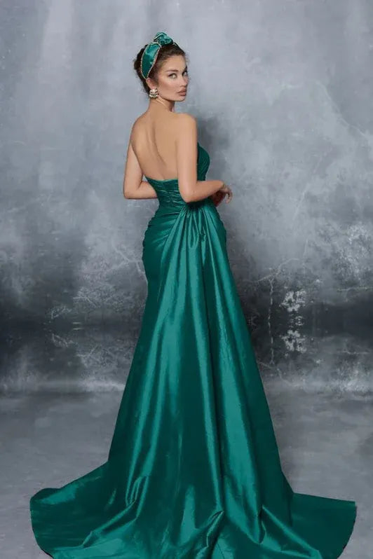 Mermaid Strapless Pleated Open Back Emerald Green Long Prom Dress With Split