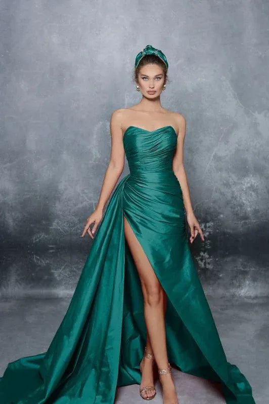 Mermaid Strapless Pleated Open Back Emerald Green Long Prom Dress With Split