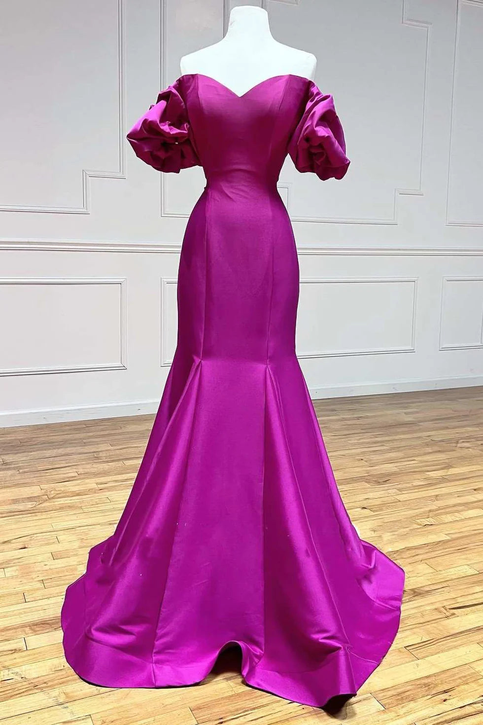 Mermaid Trumpet Strapless Short Sleeves Satin Magenta Long Evening Dress