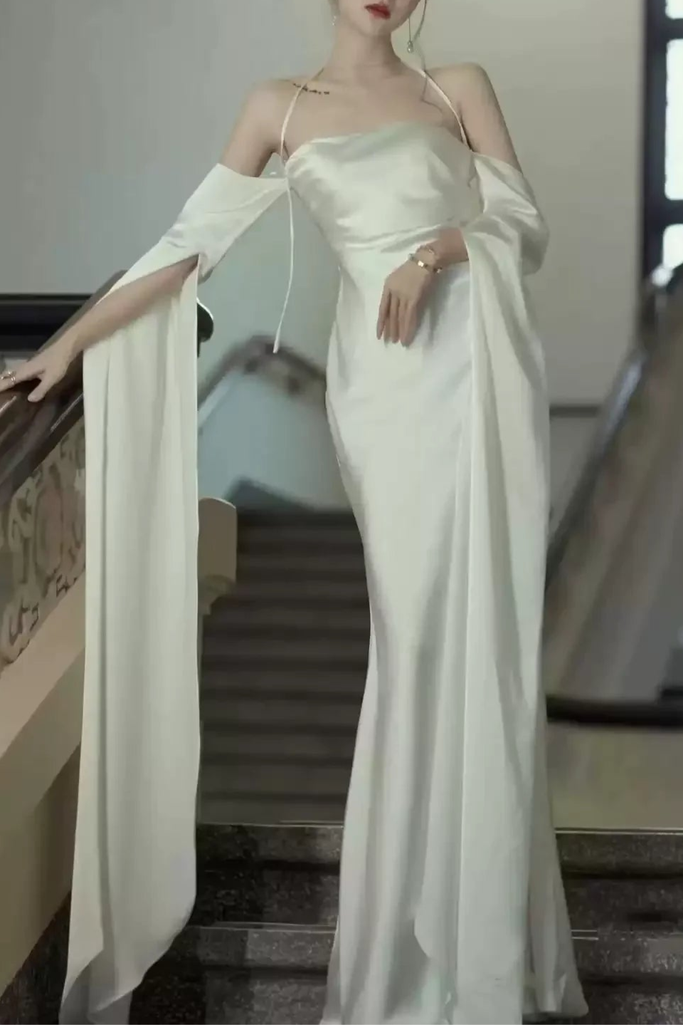 New Arrival Ivory Silk Satin Open Back Spaghetti Straps Mermaid Long Prom Dress Sexy Evening Dress