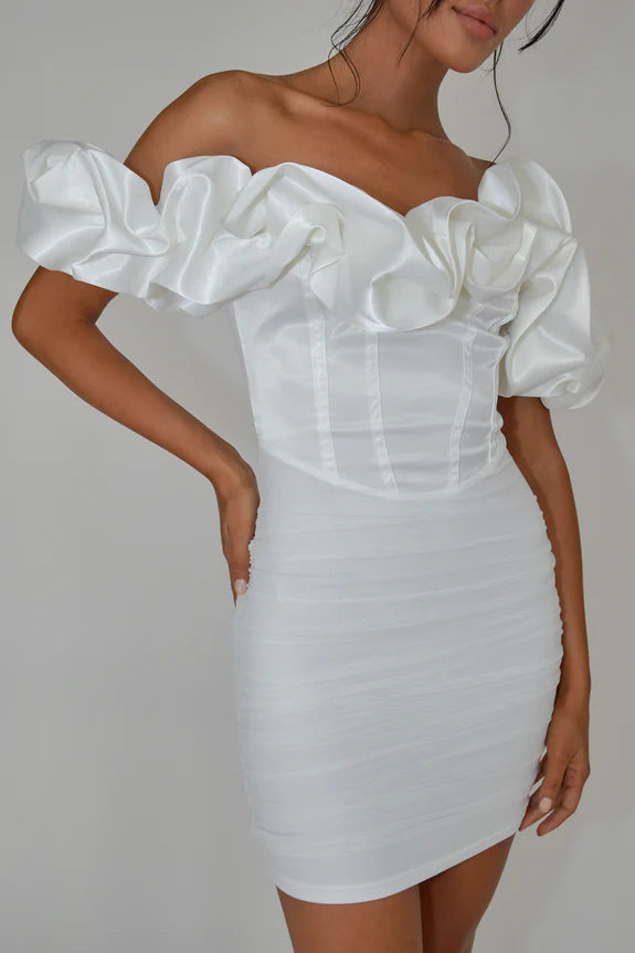 Off-Shoulder Bodycon Ruched Satin Off White Mini Homecoming Dress