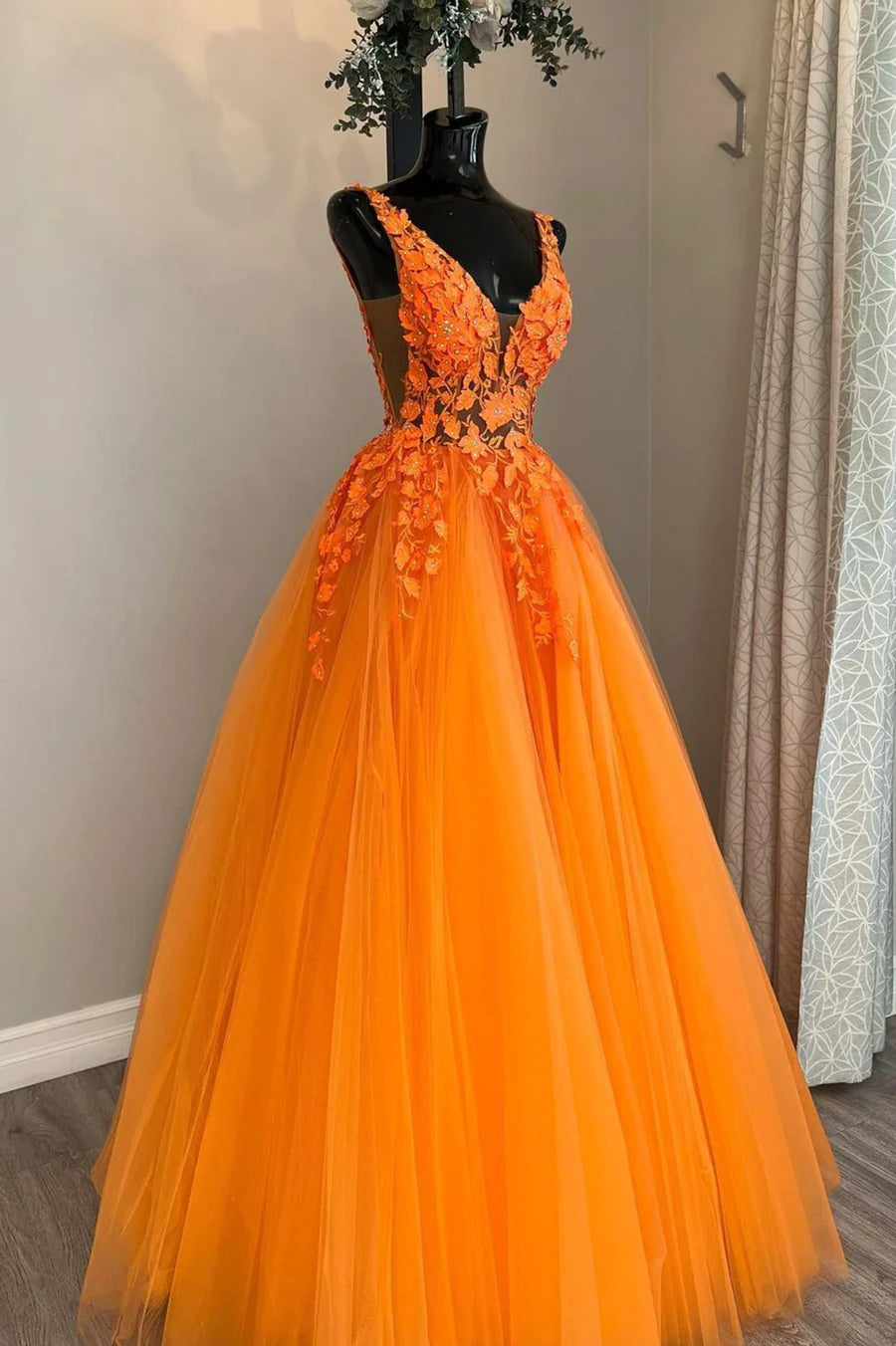 Orange Lace V-Neck Open Back A-Line Long Prom Dress Evening Party Dress