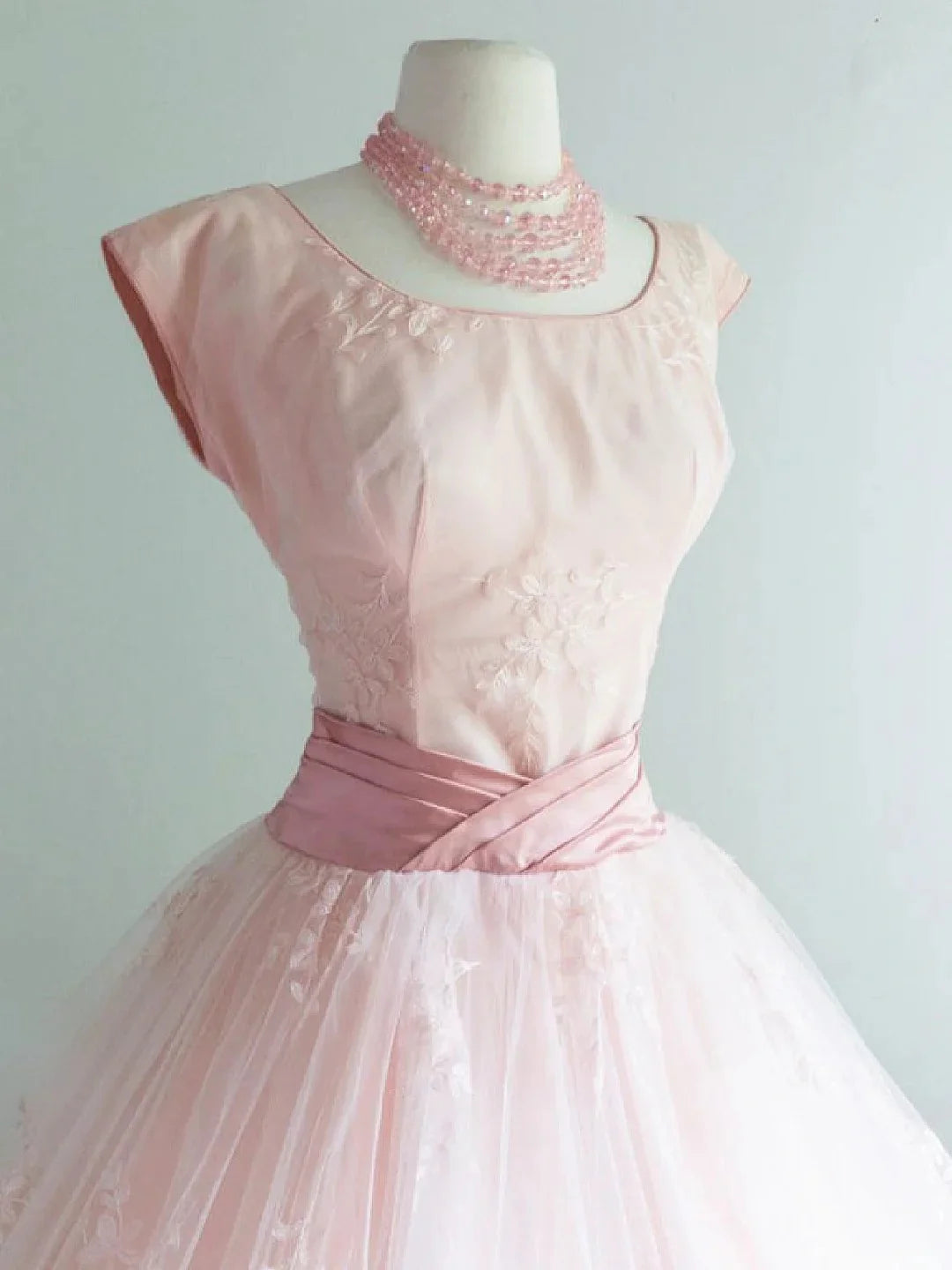 Pink Floral Prints Vintage Round Neck Homecoming Dress A Line Short Prom Dress Party Dress