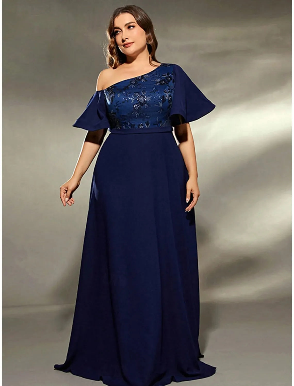 Plus Size A-Line One-Shoulder Short Sleeve Ruffle Floral Navy Maxi Prom Dress