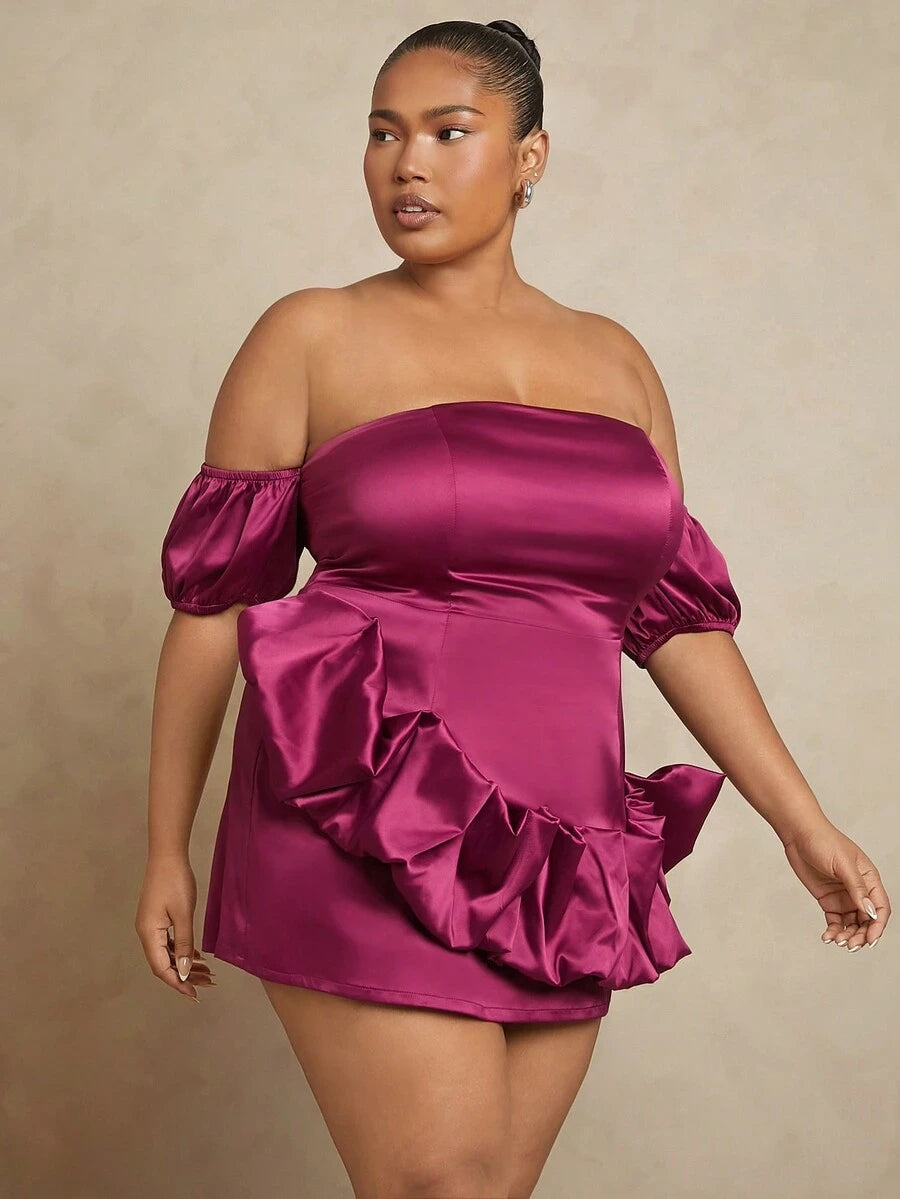 Plus Size A-Line Off-Shoulder Puffy Sleeves Ruffled Magenta Mini Homecoming Dress