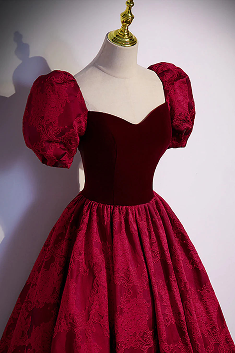 Pretty A-Line Short Sleeve Jacquard Satin Velvet Burgundy Long Prom Dress Evening Dress