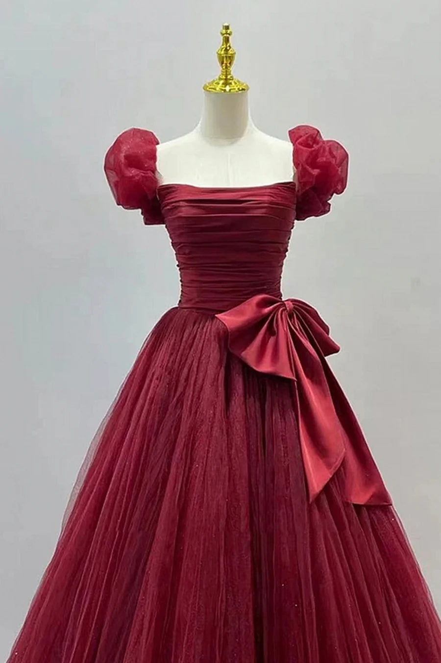 Pretty A-Line Short Sleeve Pleated Tulle Burgundy Formal Dresses With Bow