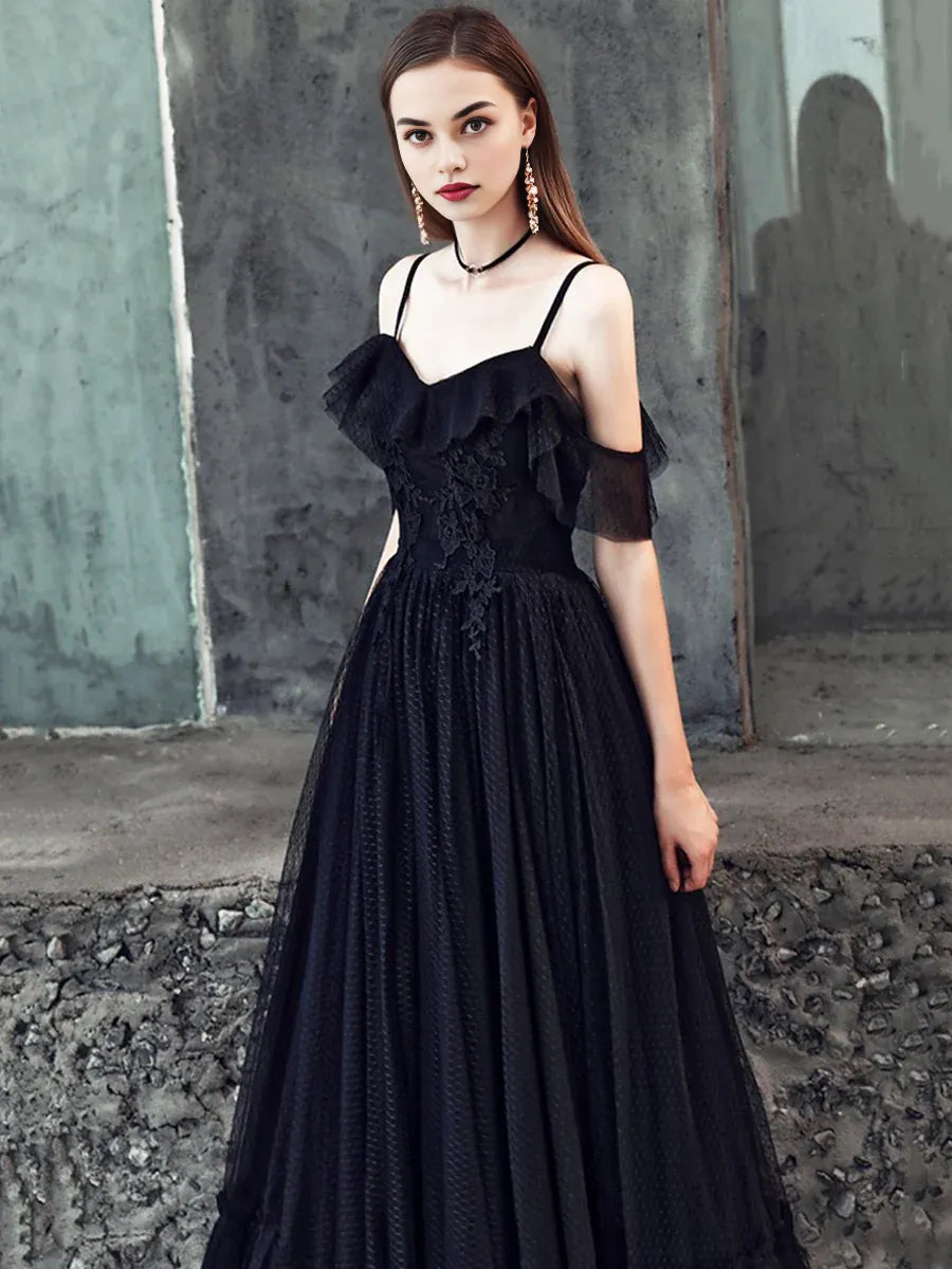Pretty A-Line Spaghetti Strap Applique Tulle Black Floor Length Prom Dress With Lace