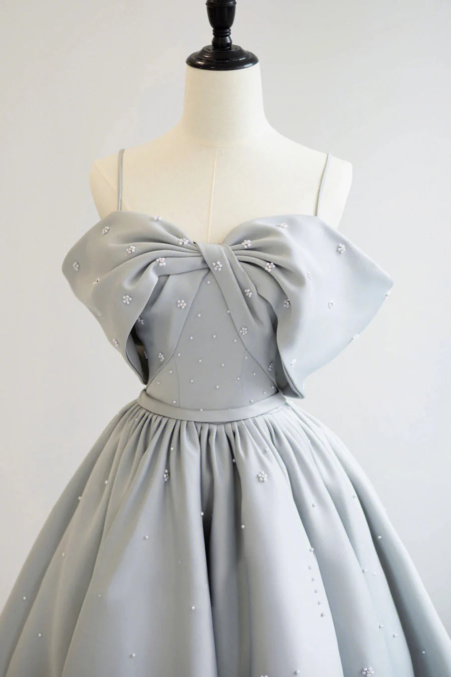 Pretty A-Line Spaghetti Straps Bow Satin Gray Long Prom Dress With Pearls