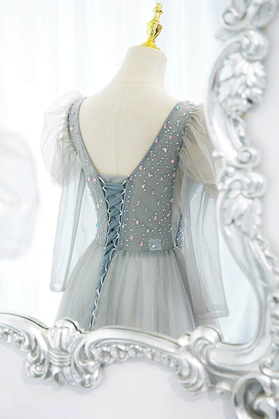 Pretty A-Line V-Neck Long Sleeves Beaded Tulle Gray Long Prom Dress Evening Party Dress