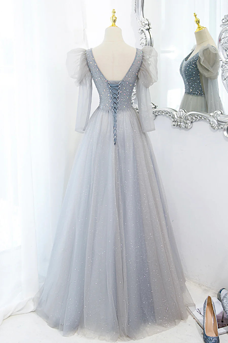 Pretty A-Line V-Neck Long Sleeves Beaded Tulle Gray Long Prom Dress Evening Party Dress