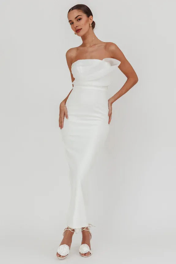 Pretty And Lovely Strapless Bust Accent White Maxi Evening Dress With Slit