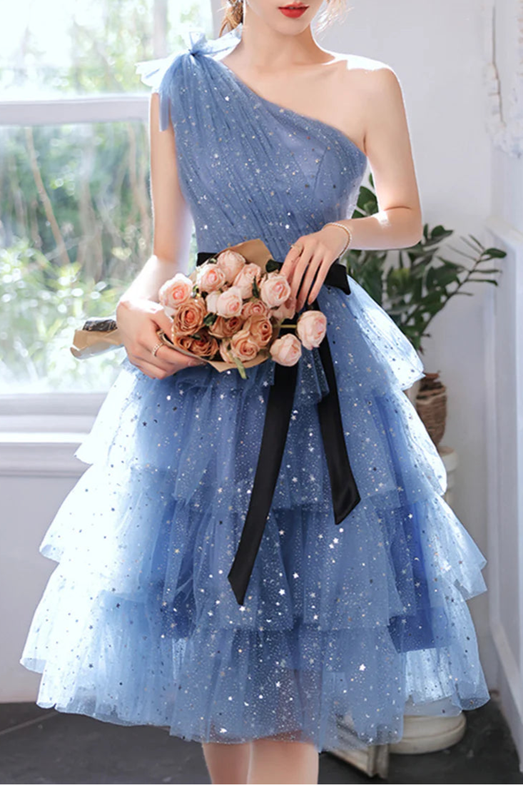 Pretty Blue Sequins Tulle Pleated Tiered Short Prom Dresses One Shoulder Homecoming Dresses