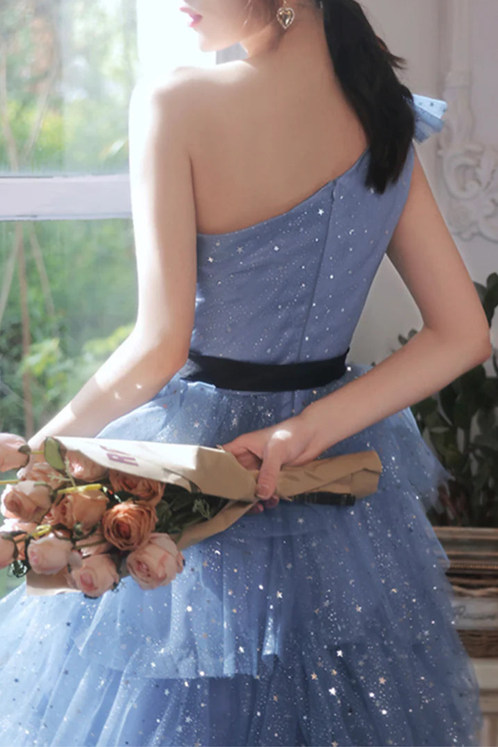 Pretty Blue Sequins Tulle Pleated Tiered Short Prom Dresses One Shoulder Homecoming Dresses