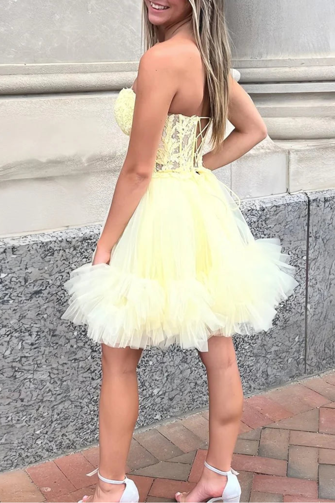 Pretty Pink Tulle Beaded A-Line Sweetheart Neck Ruffle Homecoming Dress With Appliques