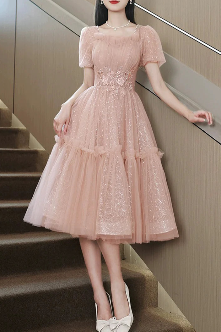 Pretty Pink Tulle Sequins A-Line Knee Length Party Dress Short Sleeve Homecoming Dress
