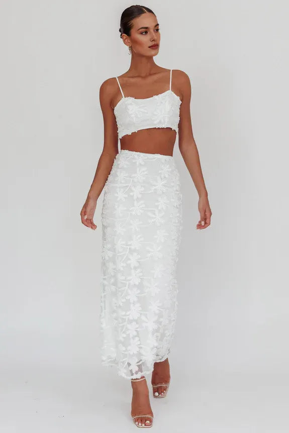 Pretty Two Piece Tie Back Palm Tree Embroidered White Evening Gown