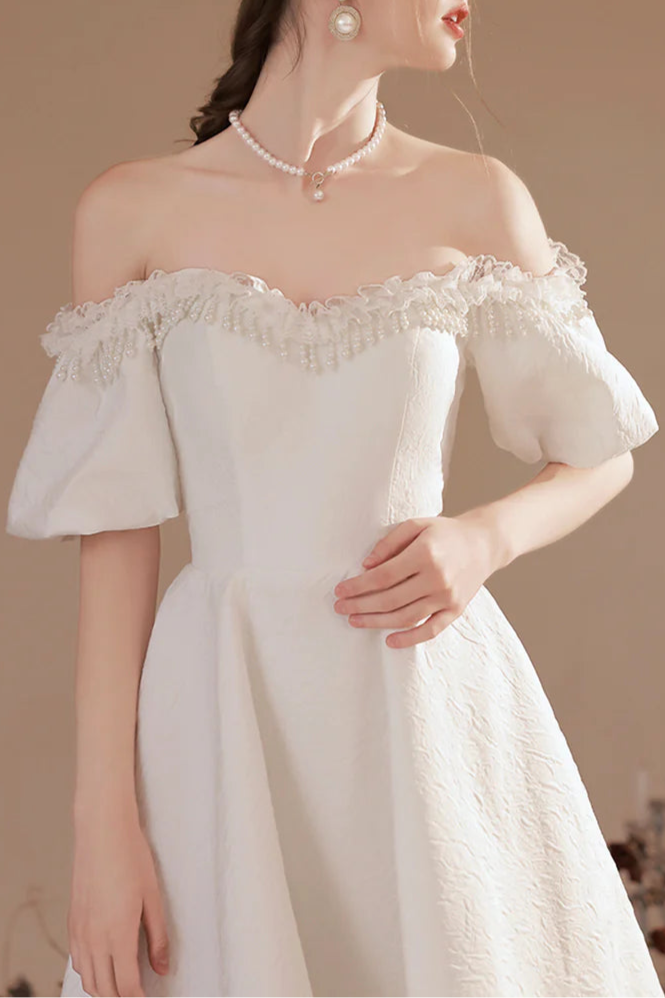 Pretty White Blended Off-Shoulder Tea Length Prom Dresses A-Line Homecoming Party Dresses