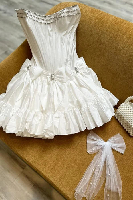 Pretty White Puffy Bow Tie Strapless Beaded A Line Short Homecoming Dress With Bows
