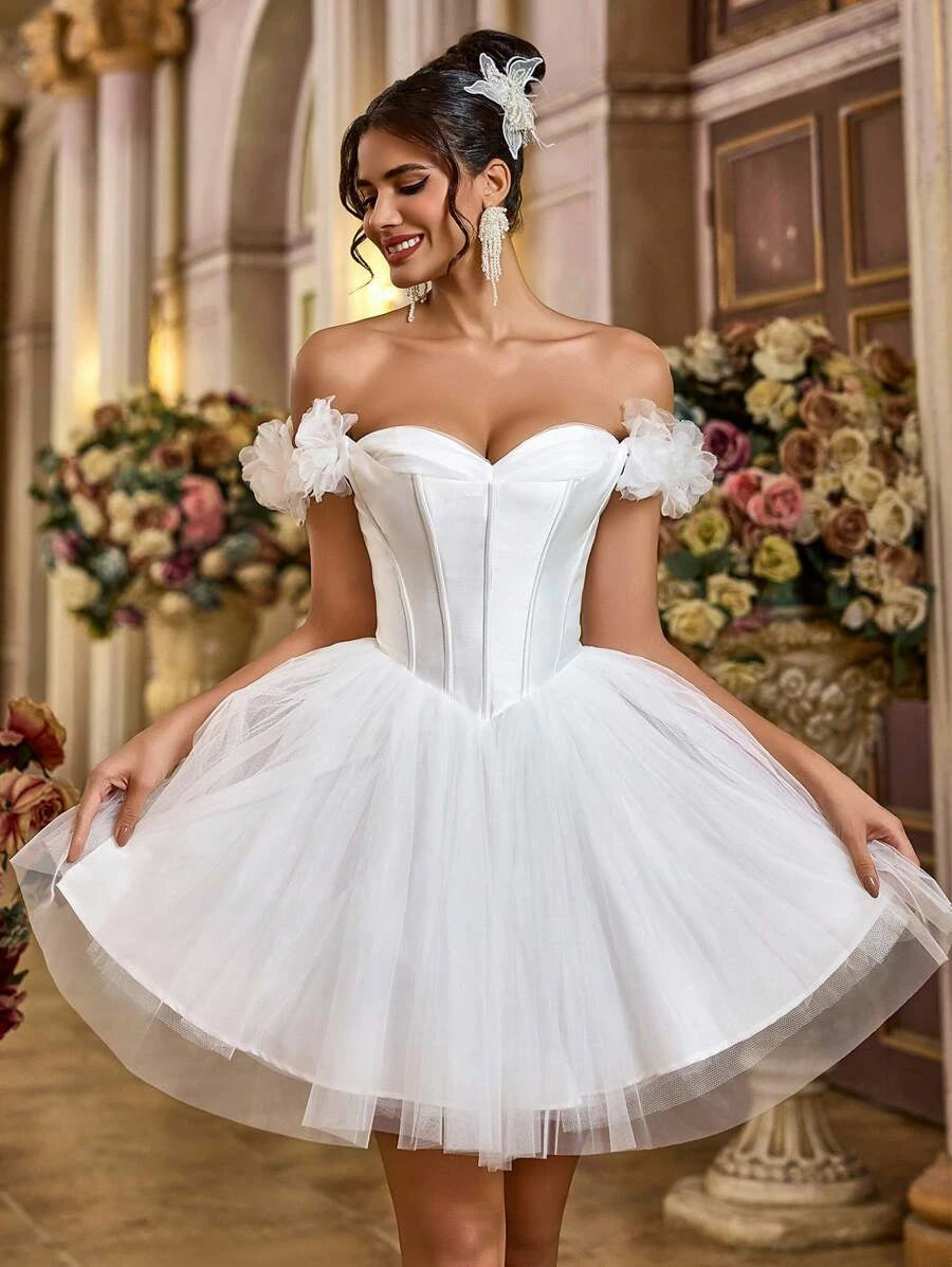 Pretty A-Line Off-Shoulder Corset Flower Tulle Satin White Short Homecoming Dress