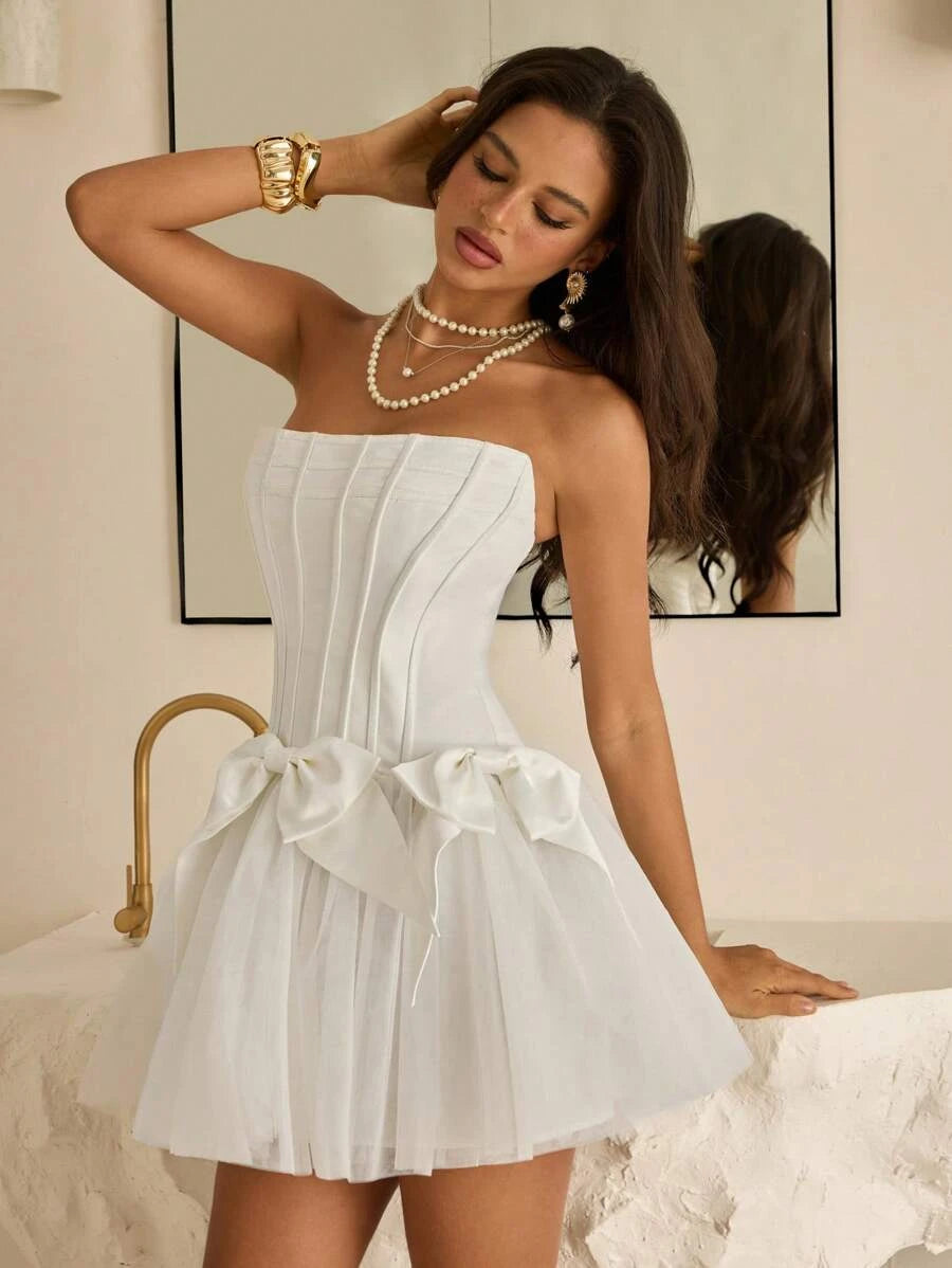 Pretty A-Line Strapless Corset Bow Ruffled Mesh Satin White Mini Homecoming Dresses