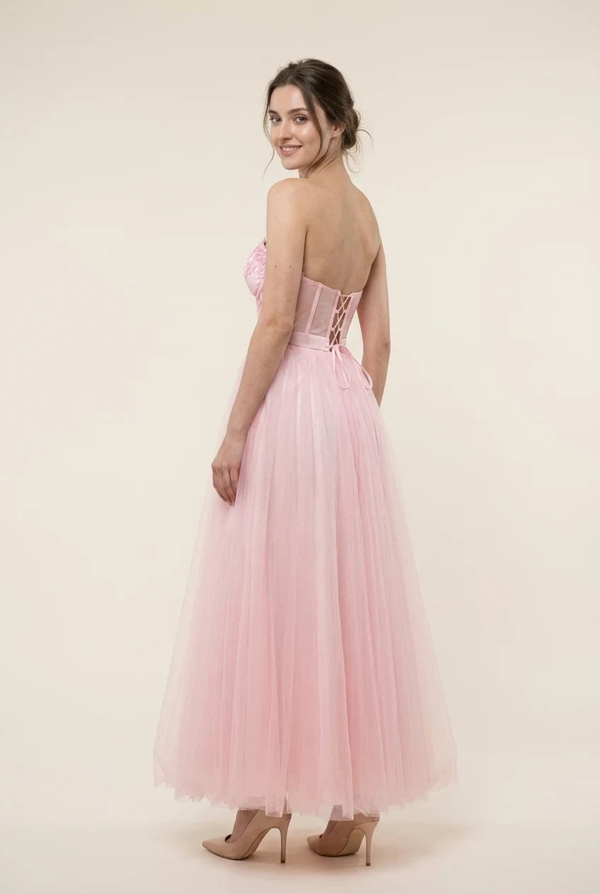 Pretty A-Line Strapless Corset Tulle Pink Floor-Length Prom Dress With Applique
