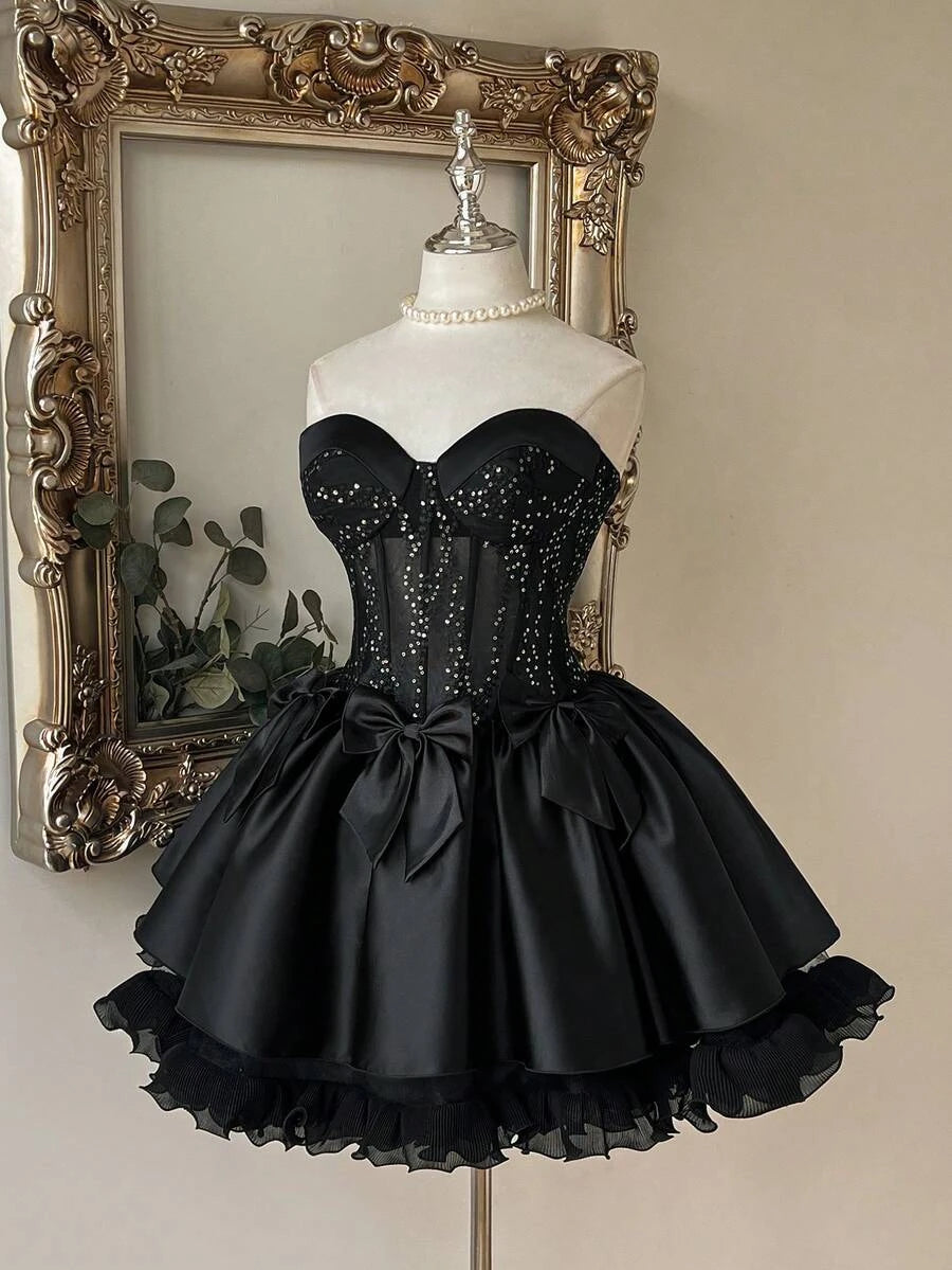 Pretty A-Line Sweetheart Corset Sequin Bow Black Short Homecoming Dresses