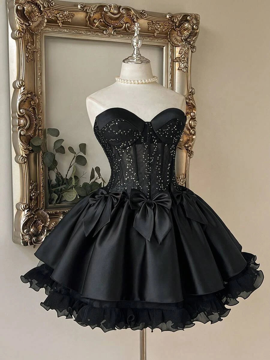 Pretty A-Line Sweetheart Corset Sequin Bow Black Short Homecoming Dresses