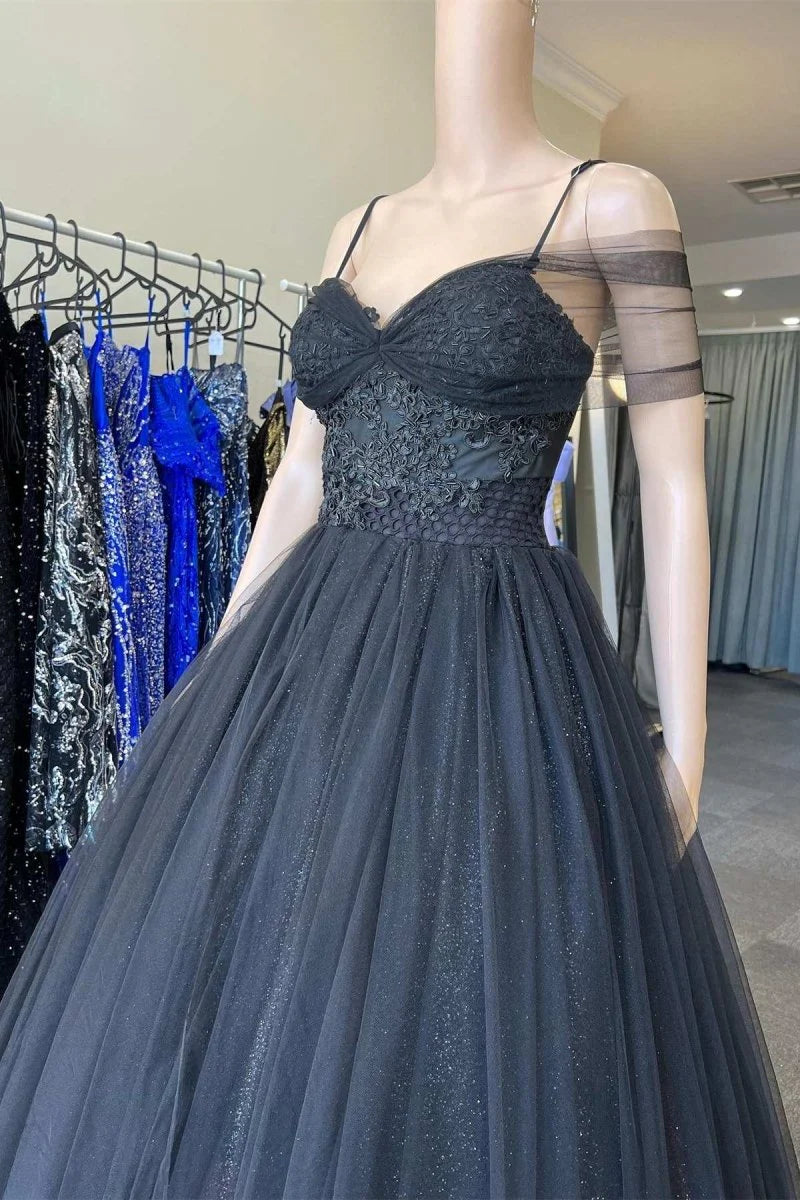 Princess A-line Spaghetti Straps Applique Tulle Black Long Prom Dress