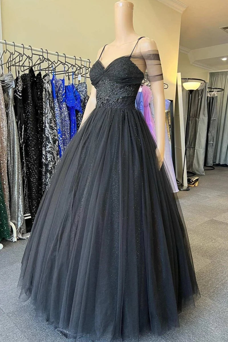 Princess A-line Spaghetti Straps Applique Tulle Black Long Prom Dress