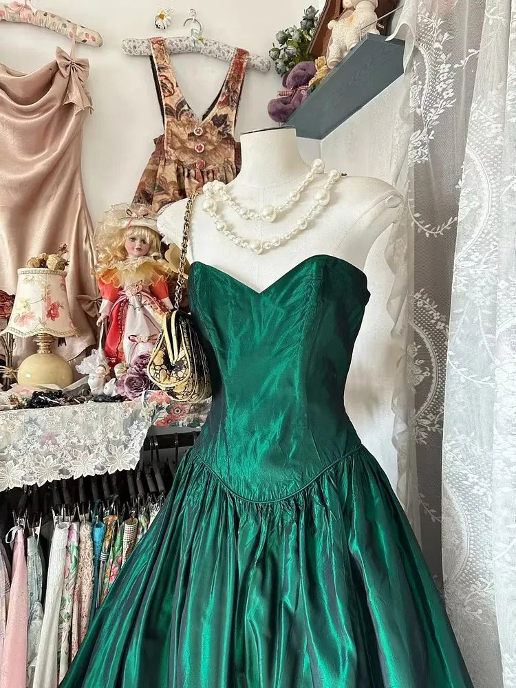 Retro A-line Strapless Sweetheart-Neck Full-Skirt Emerald Floor-Length Prom Dress