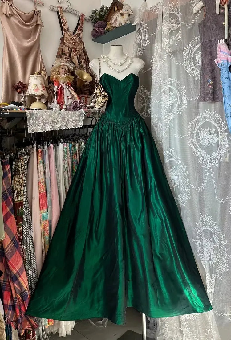Retro A-line Strapless Sweetheart-Neck Full-Skirt Emerald Floor-Length Prom Dress