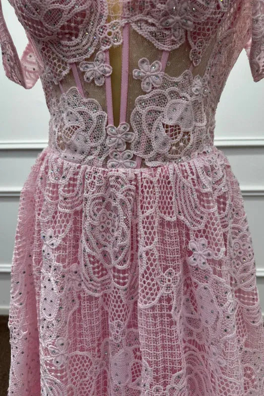 Romantic A-Line Off-Shoulder Sleeveless Lace Pink Maxi Prom Dress for Women Custom