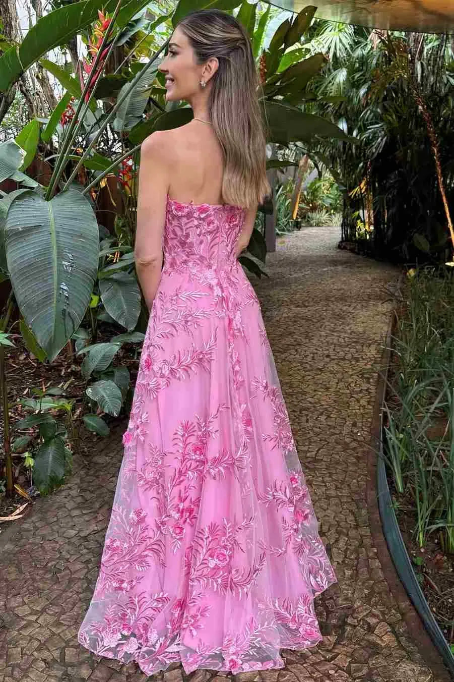 Romantic A-Line Strapless Lace Appliques Empire-Waist Pink Train Prom Dress