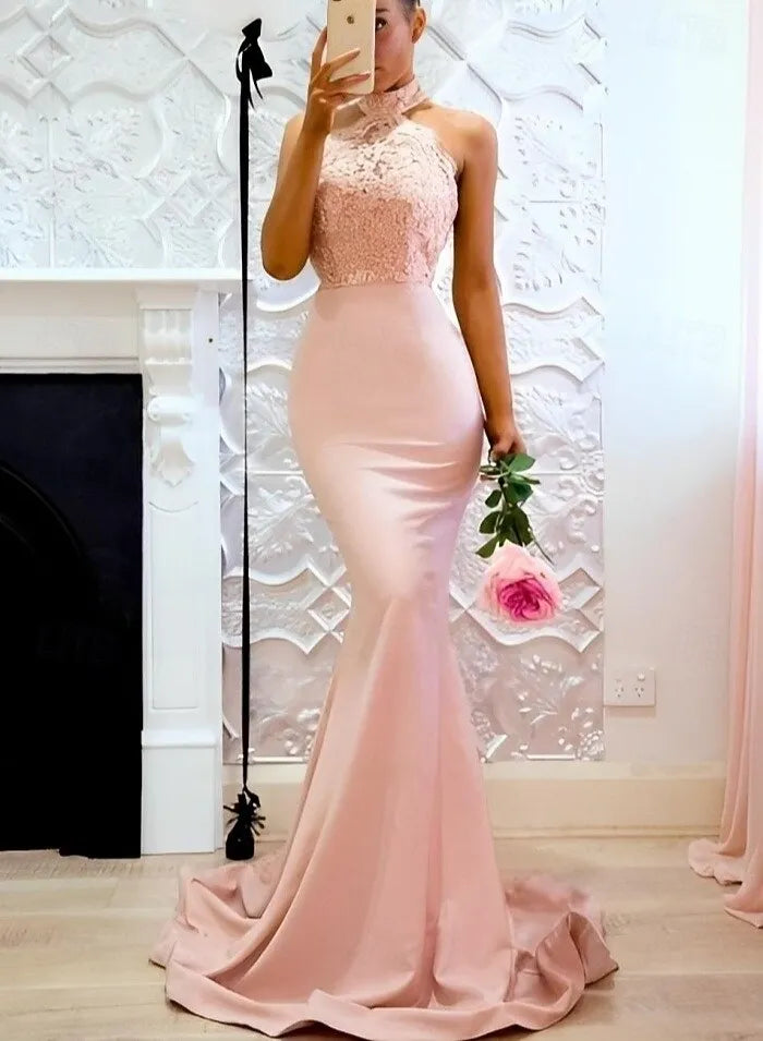 Romantic Mermaid Halter Lace Blush Pink Evening Dress With Court Train