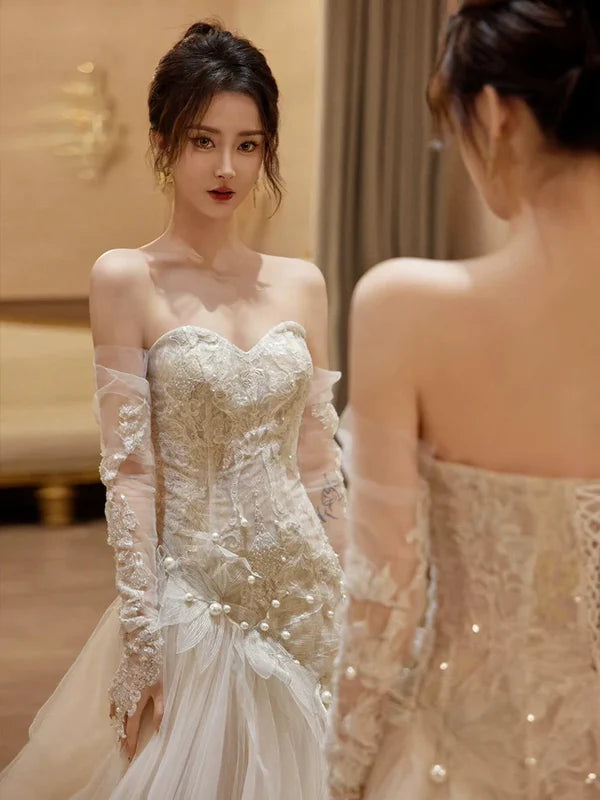 Romantic Mermaid Sweetheart Sleeveless Lace Applique Ivory Floor-Length Prom Dress For Women Ready To Ship