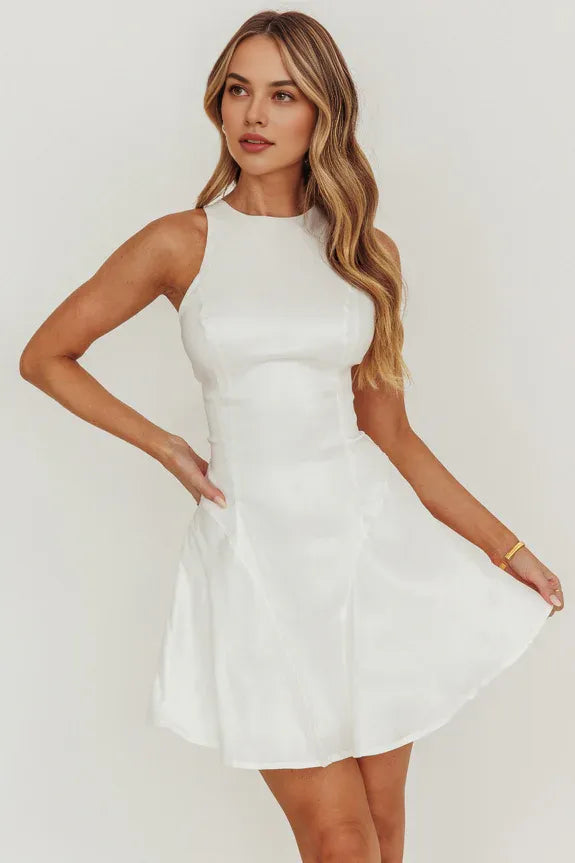Round Neck Sleeveless White Mini Homecoming Dress With Back bow